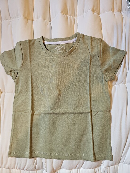 June & January Other - June & January Youth Sage Green Tee Size 5/6 NWT Boutique